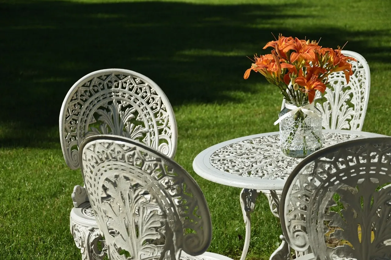 Widok na ogród - przestrzeń na przyjęcia plenerowe